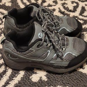 Kids Merrell shoe
